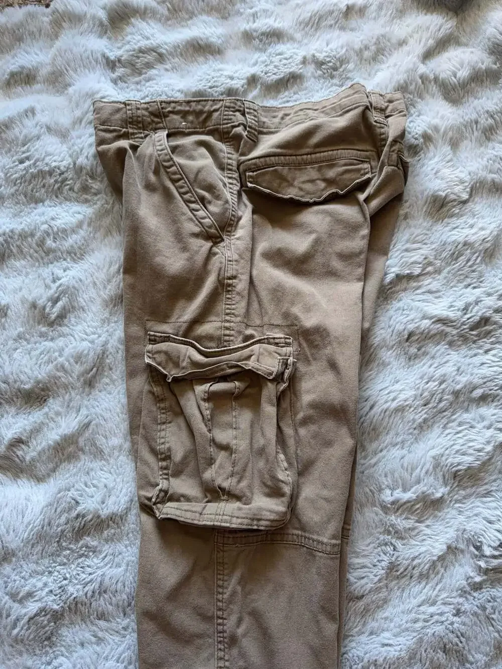 Wrangler Y2K Regular Taper Cargo Pants in Khaki Brown - Picture 4 of 7